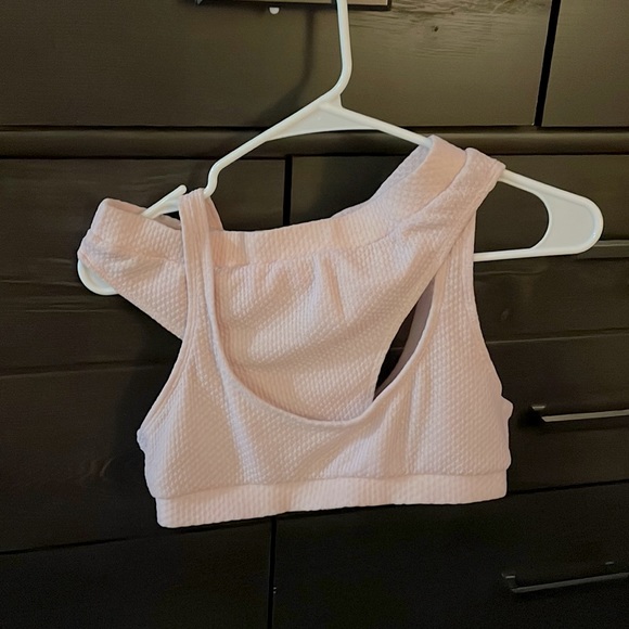 Women’s Bikini - Picture 1 of 2